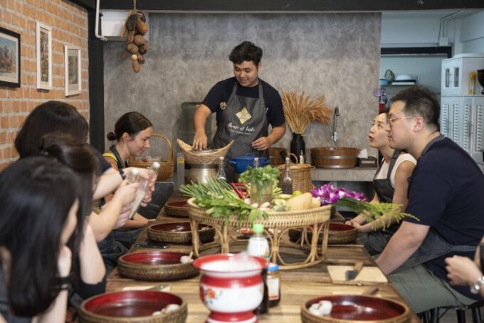 Bangkok: Hands-on Thai Cooking Class and Market Tour - Customer Ratings and Reviews