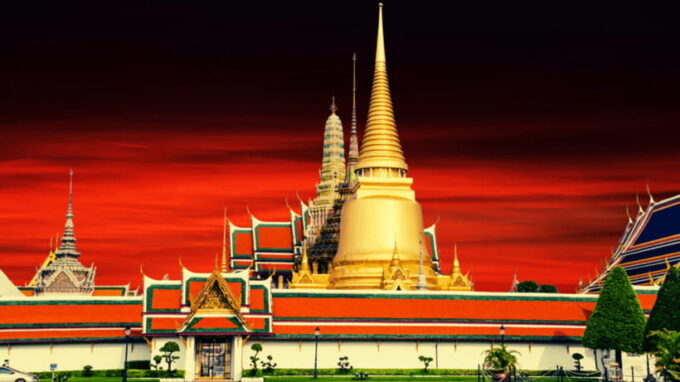Bangkok: Highlights Tour Grand Palace and the Royal Temple - Discovering Wat Phra Kaew