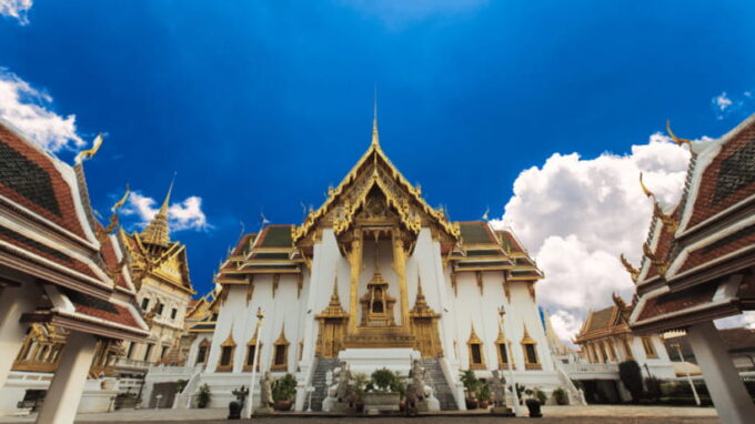 Bangkok: Highlights Tour Grand Palace and the Royal Temple - Frequently Asked Questions