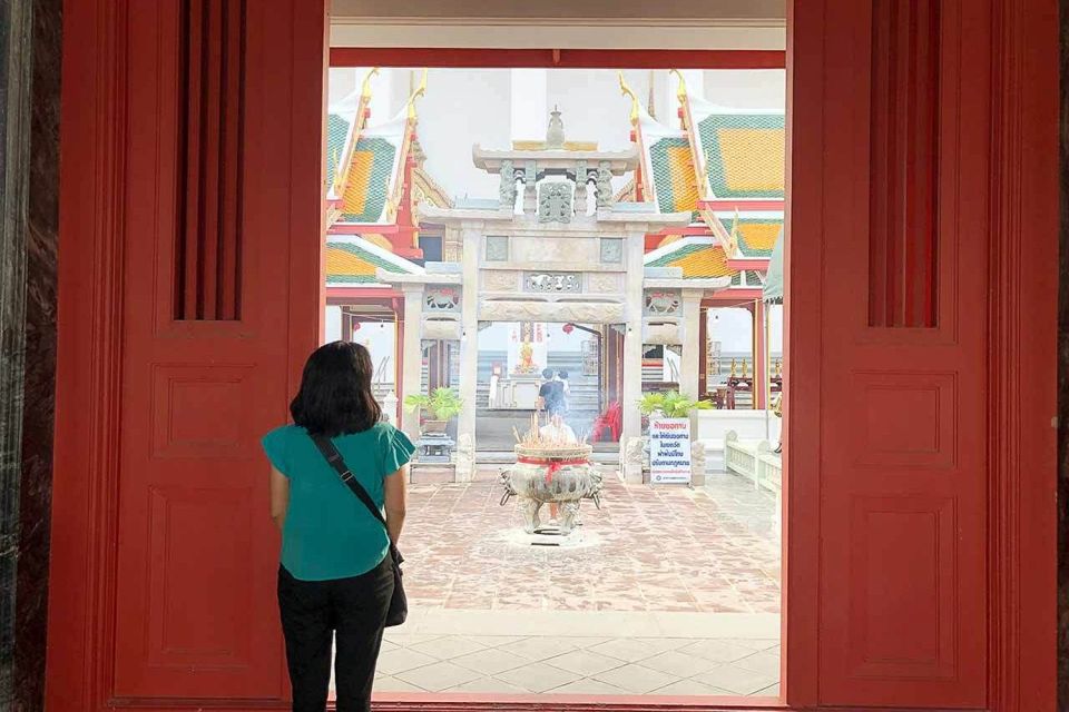 Bangkok: Historical Temples Tour & Hidden Bar at Sunset - Frequently Asked Questions