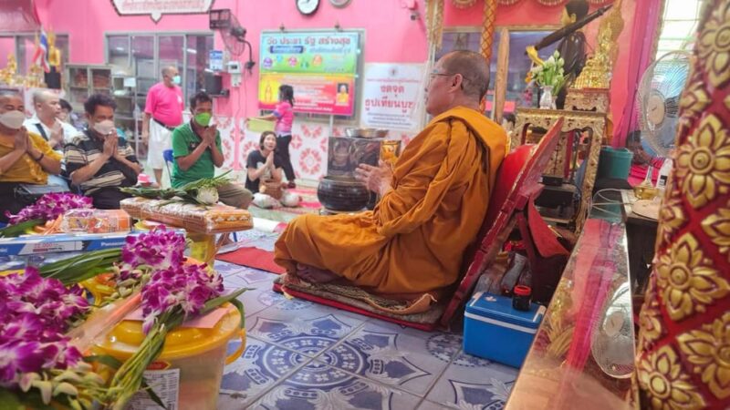 Bangkok Long Boat Canal a Big Buddha & Culture Markets Tour - The Largest Buddha at Wat Paknam Phasi Charoen