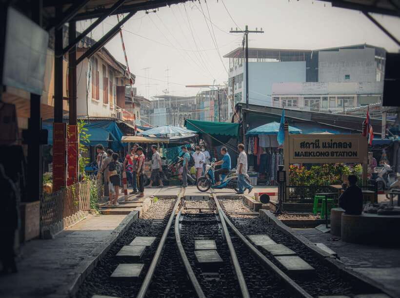 Bangkok: Maeklong Train Market & Amphawa Floating Market - Highlights of Maeklong Railway Market
