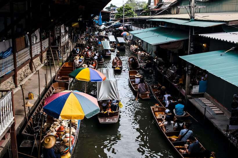 Bangkok: Maeklong Train Market & Floating Market Day Tour - Important Tips for Visitors