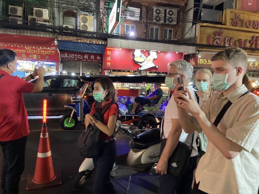 Bangkok: Michelin Guide Street Food Tour by Tuk Tuk - Highlights of the Tour
