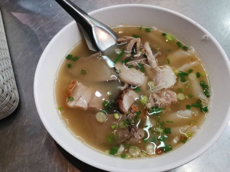 Bangkok: Michelin Guide Street Food Tour by Tuk Tuk - Itinerary and Food Stops