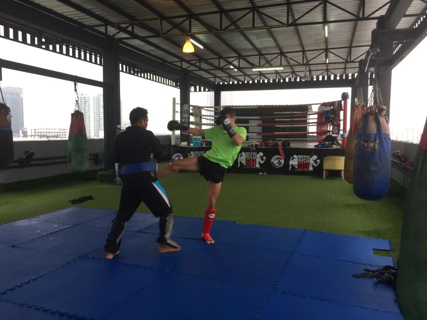Bangkok: Muay Thai Boxing Class for Beginners - What to Bring and Additional Charges