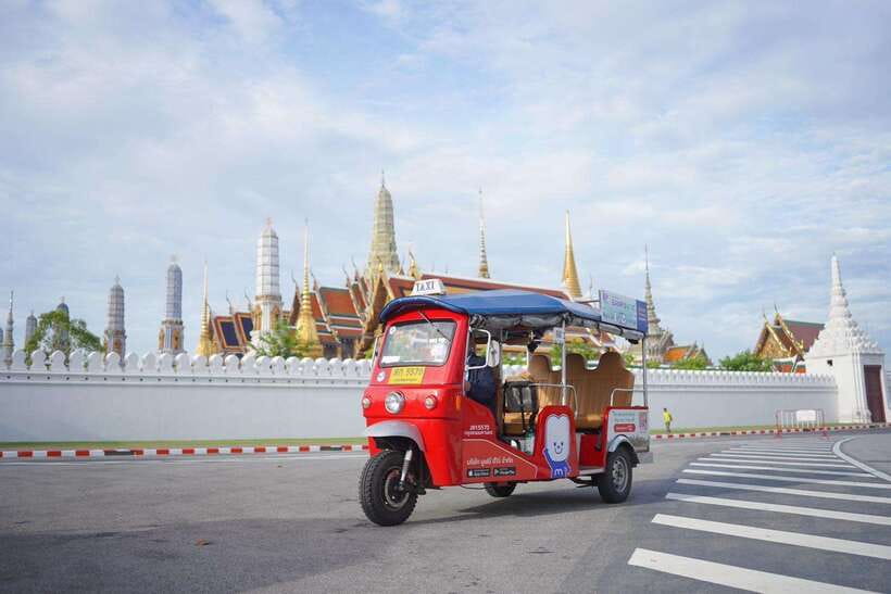 Bangkok: Private Electric Tuk Tuk Tour - Starting Point: Meet Guide at MRT Sanam Chai Station