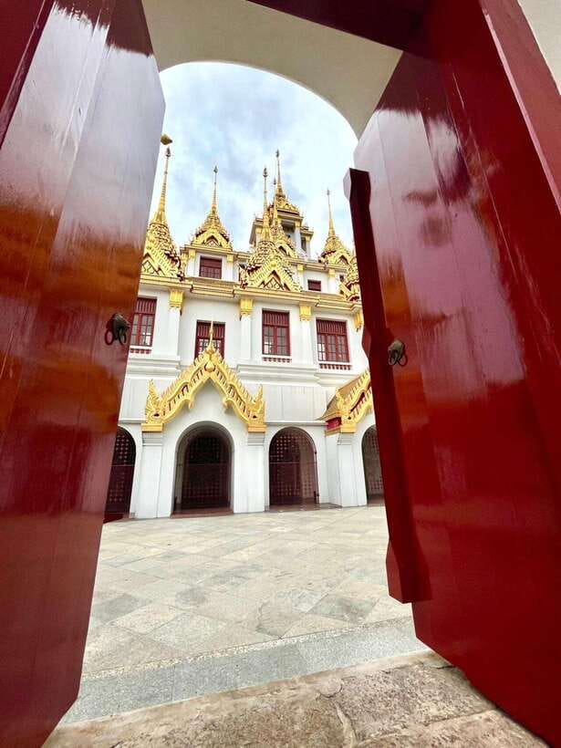 Bangkok: Private Electric Tuk Tuk Tour - Wat Pho: Birthplace of Thai Massage and Home to Reclining Buddha