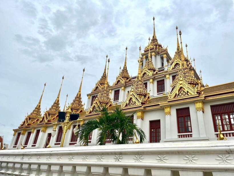 Bangkok: Private Electric Tuk Tuk Tour - Chinatown: Street Food, Guided Tour, and Largest Solid Gold Buddha