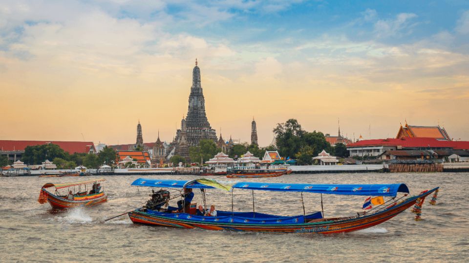 Bangkok: Private Long Tail Boat Canal Tour - River Boat to Chao Phraya