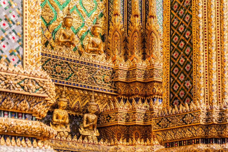 Bangkok: Reclining Buddha (Wat Pho) Self-Guided Audio Tour - Essentials to Bring