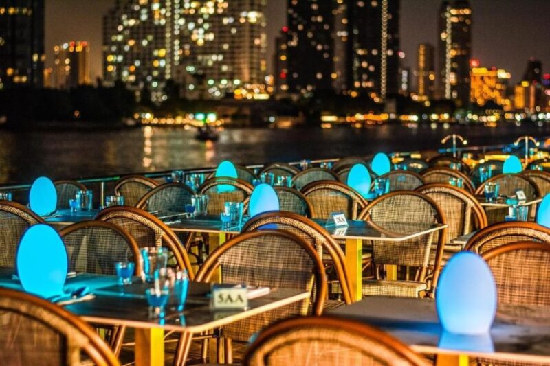 Bangkok: Royal Galaxy Chao Phraya River Dinner Cruise - Onboard Experience