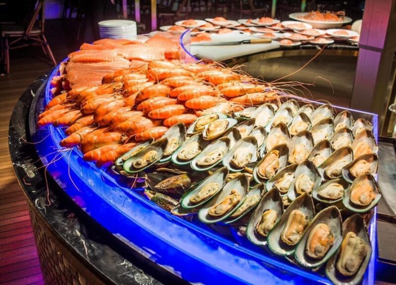 Bangkok: Royal Princess River Dinner Cruise With Live Music - Pricing and Reservations