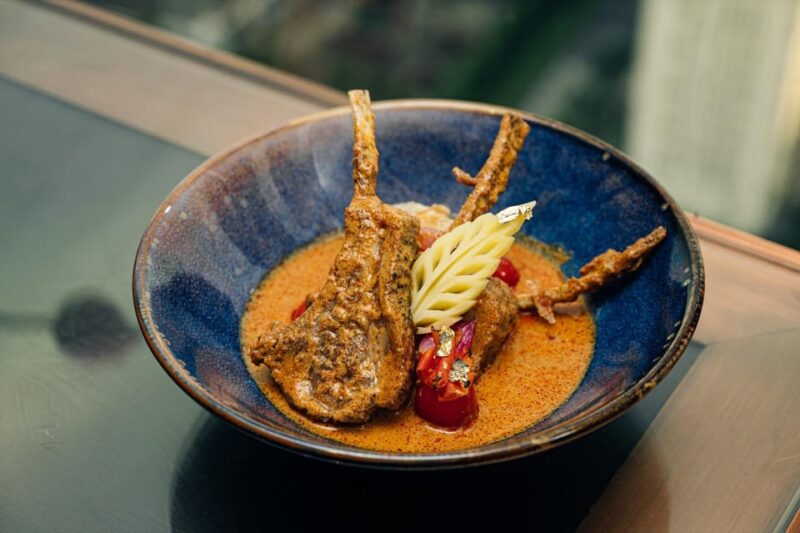 Bangkok: Saffron Contemporary Thai Signature F&B Package - Dining Experience and Culinary Offerings