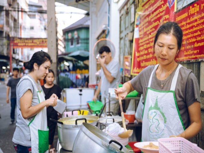 Bangkok: Talad Noi Hidden Gems & Street Food Adventure - Booking and Cancellation Policy