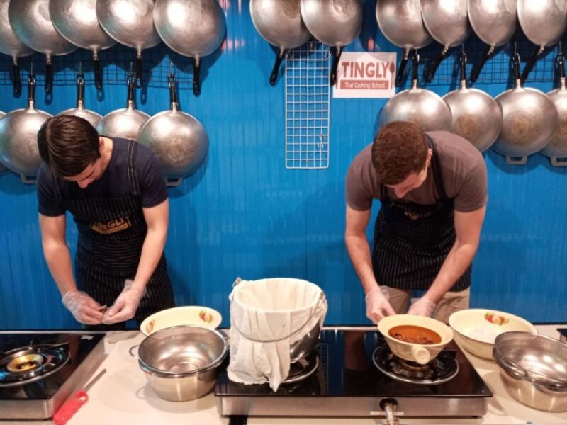 Bangkok: Tingly Thai Cooking School Half-Day Cooking Class - Cooking Experience