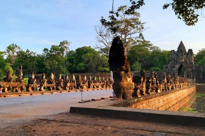 Bangkok to Angkor Wat 2 Days 1 Night Tour Go by Flight and Take Car Back - Pricing and Booking