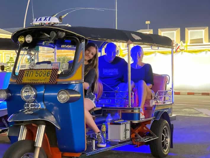 Bangkok Tuk-Tuk by Night With Chinatown Street Food Meal - Key Points
