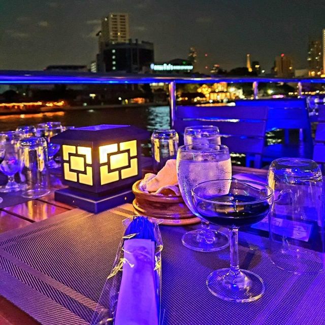 Bangkok: VELA Dinner Cruise Ticket - International Buffet With No Pork