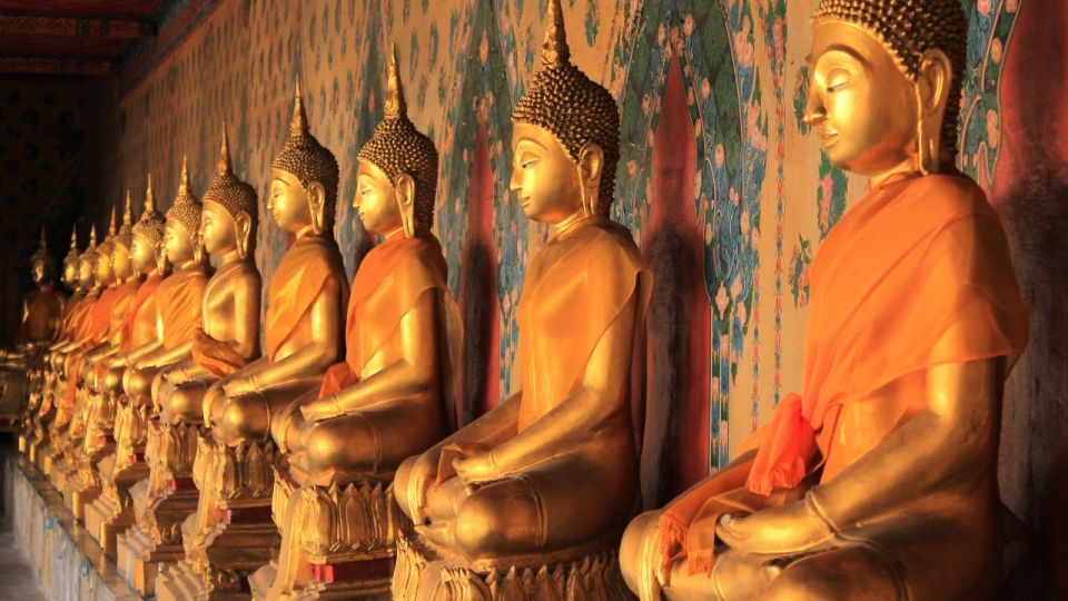 Bangkok: Wat Pho & Wat Arun Half-Day Private Walking Tour - Exploring Wat Arun