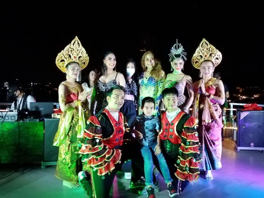 Bangkok: White Orchid Chao Phraya Dinner Cruise - Dining Experience