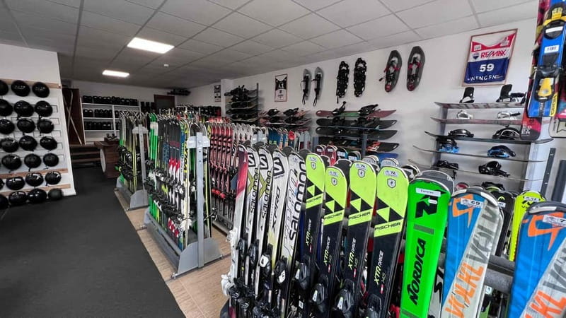 Bansko: Ski and Snowboard equipment rental - The Sum Up