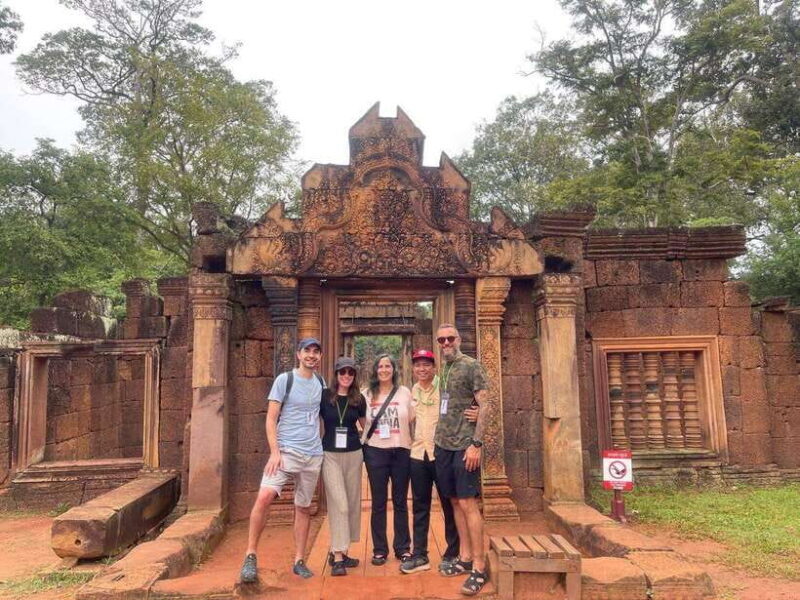 Banteay Srey, Beng Mealea, Kompong Phluk with Spanish Guide - Practical Advice for Travelers