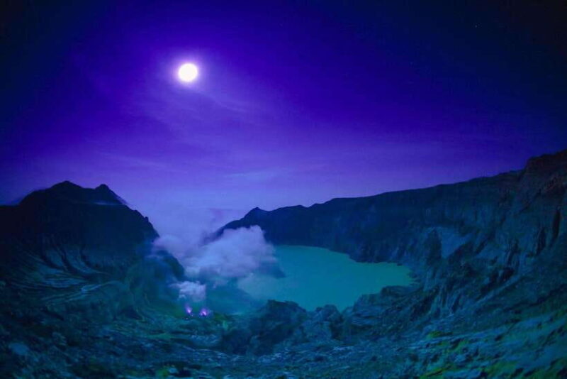 Banyuwangi/Bali: Mt Ijen Sunrise & Blue Flame in Guided Tour - Discovering the Magic of Mount Ijen: An Honest Review of the Sunrise & Blue Flame Tour