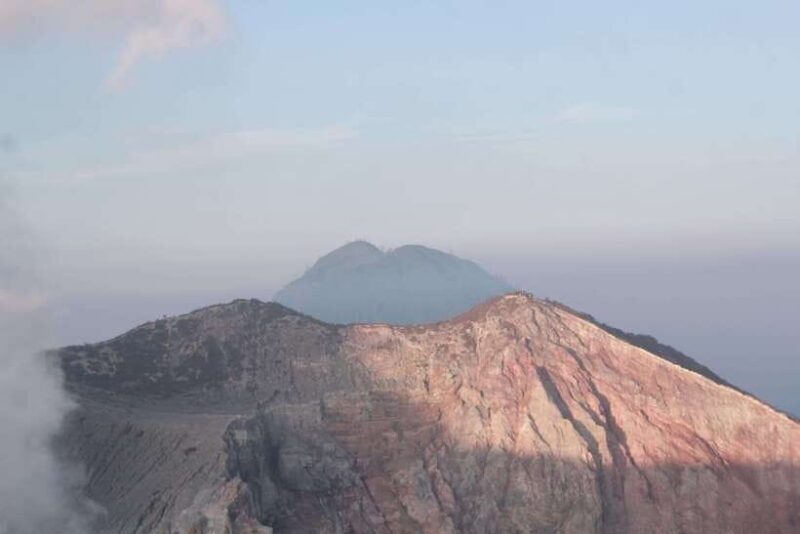 Banyuwangi: Ijen Blue Fire and Sunrise Volcano Tour - Key Points