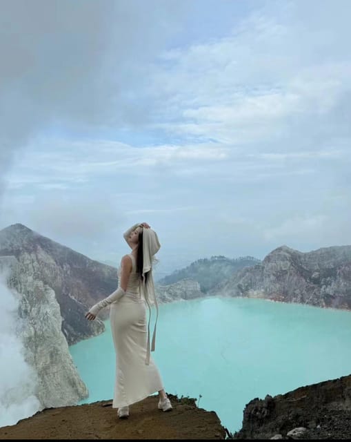 Banyuwangi Ijen Crater Tour Starting From Bali - Guide and Language