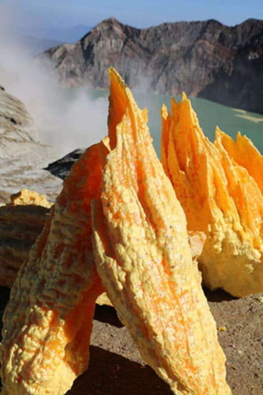 Banyuwangi : Mt Ijen with tour guide and Transfer Service - The Sum Up