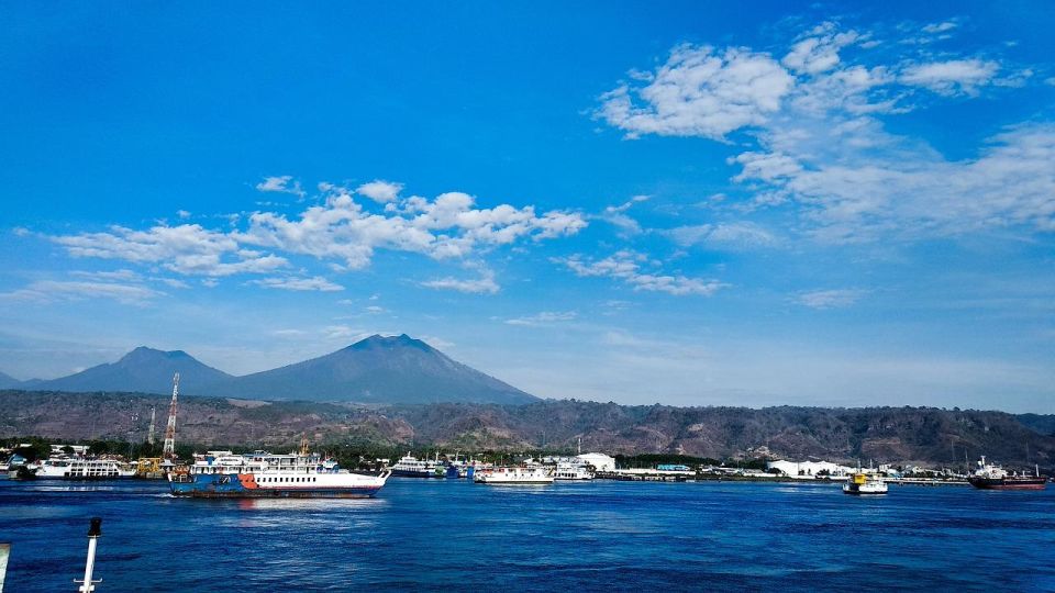 Banyuwangi: Private Car Transfer With Driver - Comfortable Air-Conditioned Travel
