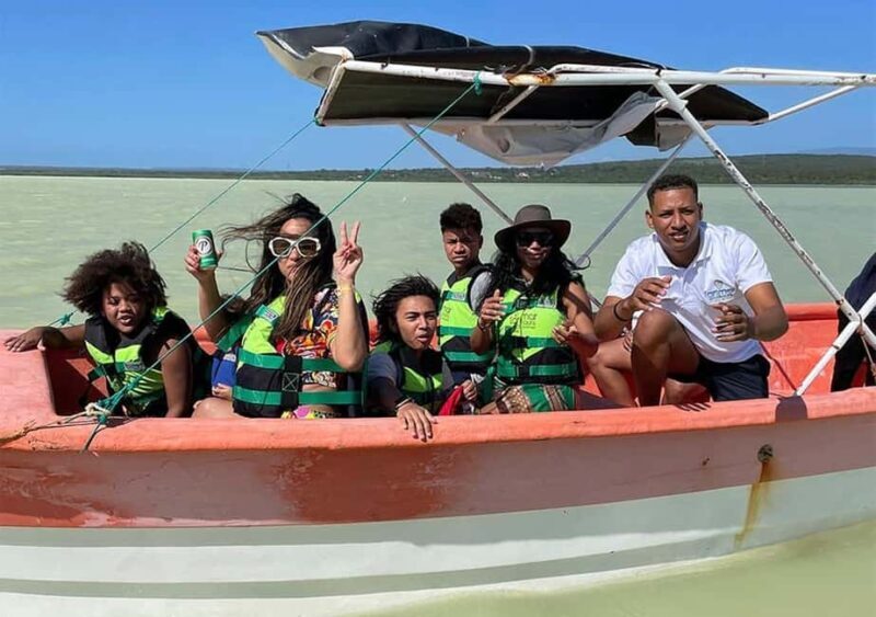 Barahona: Laguna de Oviedo & Bahía de las Águilas Tour - Authentic Experiences and Highlights