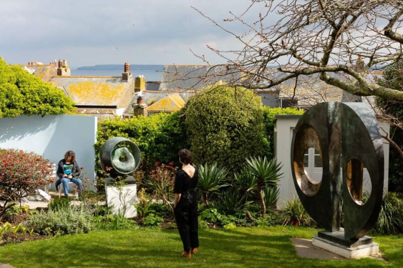 Barbara Hepworth Museum & Sculpture Garden: Entry to Site. - Museum Displays