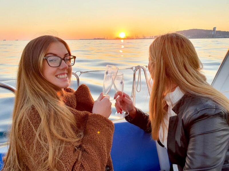 Barcelona: 2-Hour Sailboat Tour With Snacks and Drinks - Onboard Experience
