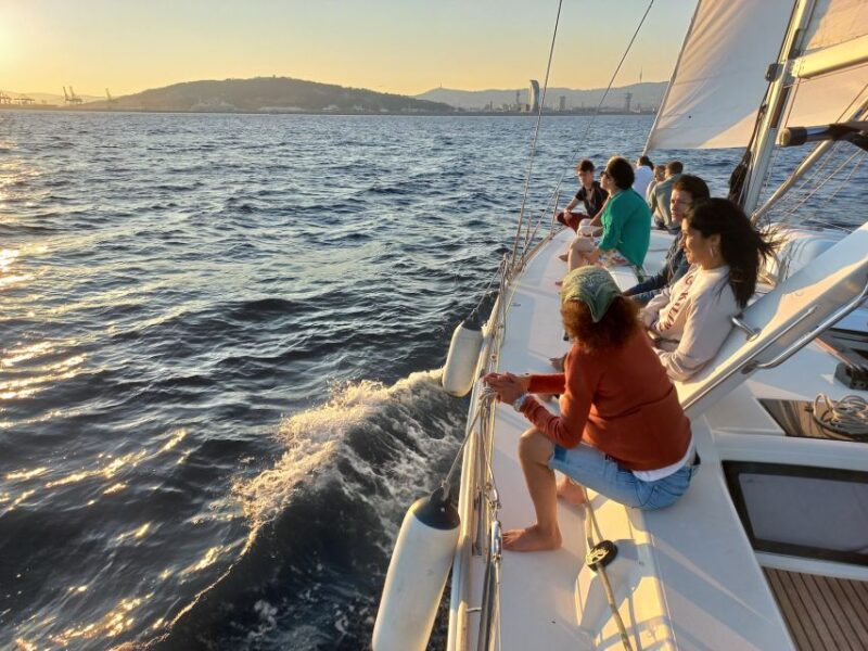 Barcelona: 2-Hour Sailboat Tour With Snacks and Drinks - Meeting Information