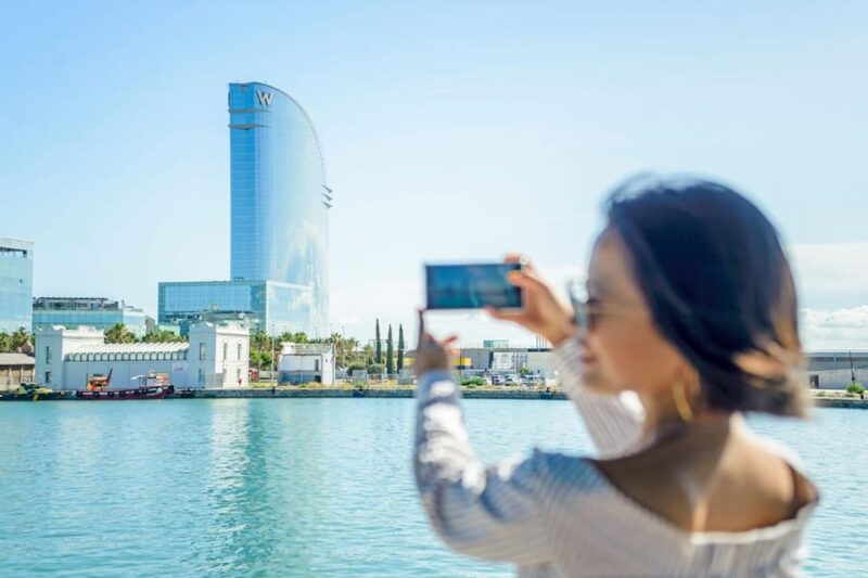 Barcelona 360: Flying, Sailing & Walking Guided Small Group - Key Points