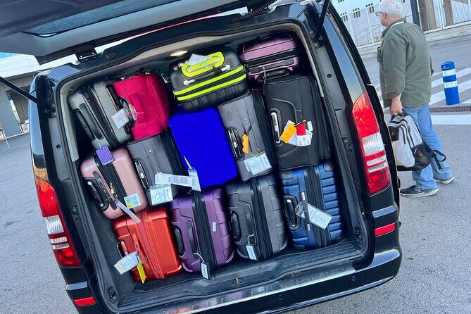 Barcelona airport to Barcelona city private taxi transfers - What to Expect During Your Transfer