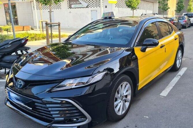 Barcelona airport to Barcelona city private taxi transfers - Booking and Flexibility