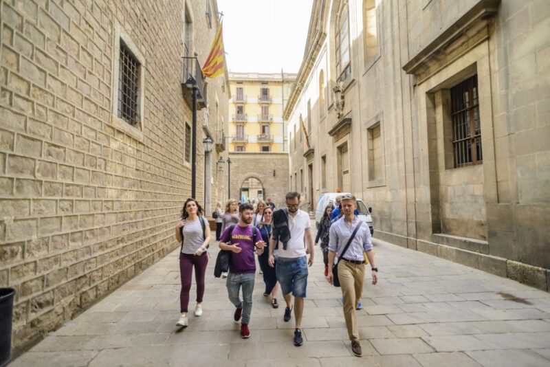 Barcelona: Alternative Free Tour of the Raval - Good To Know