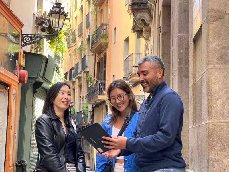Barcelona: Barri Gotic Small Group Walking Tour - Who Will Love This Tour?