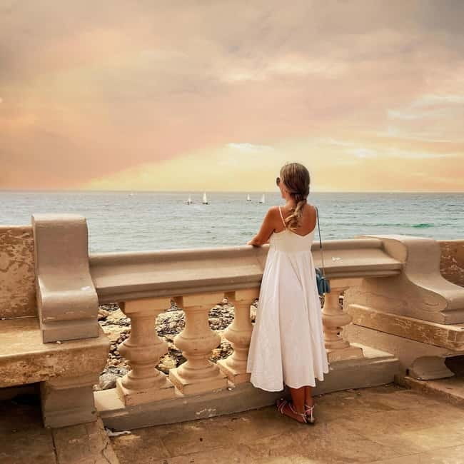 Barcelona: Beautiful Sitges Sunset Tour with Guide - Why Choose This Tour?