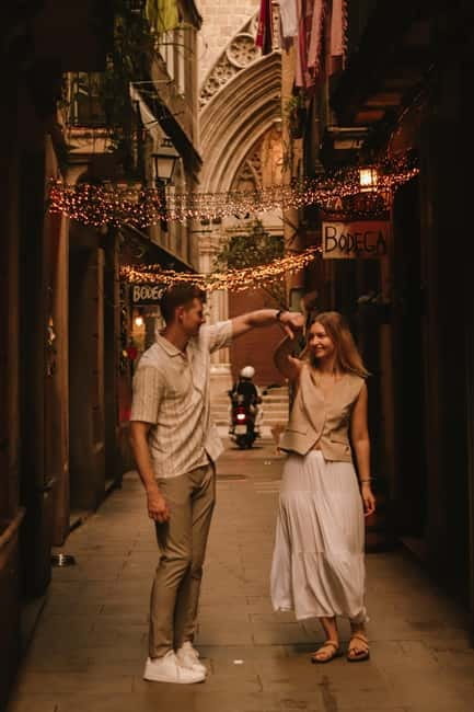 Barcelona: Best Photoshoot with 25 High-Resolution Photos - FAQs