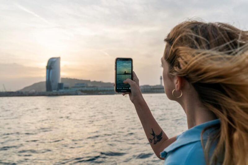 Barcelona: Boat Trip and Panoramic Helicopter Flight - Pricing and Inclusions