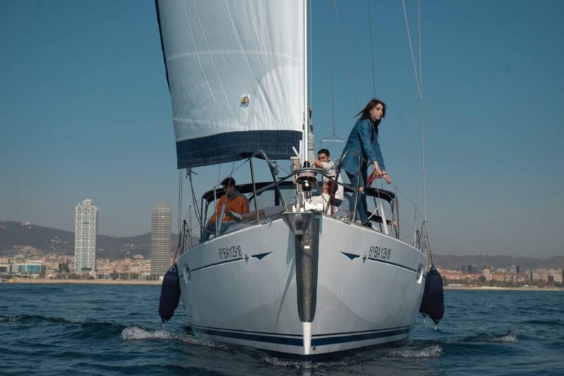Barcelona: Boat Trip With Champagne - Scenic Views Along the Coast