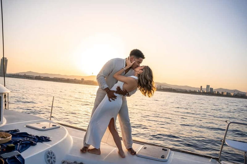Barcelona: Catamaran Proposal - FAQ