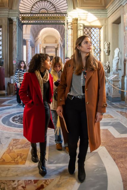 Barcelona: Cathedrals and Squares Walking Tour - Participant Information