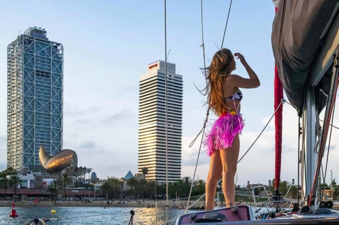 Barcelona: Coastline Boat Trip With Snacks and Cava - Frequently Asked Questions