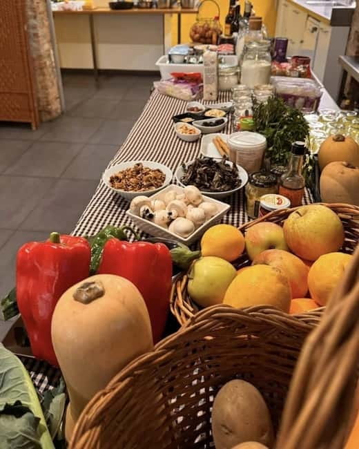 Barcelona: Cooking Class with Tapas, Paella & Wine Tasting - Introducing the Barcelona Cooking Class with Tapas, Paella & Wine Tasting