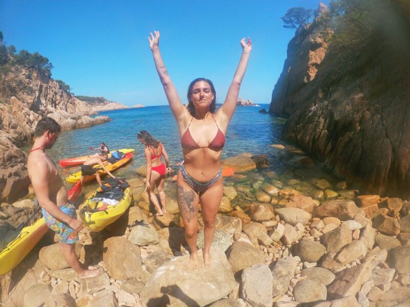 Barcelona: Costa Brava Kayak and Snorkel Tour With Lunch - Picnic Lunch